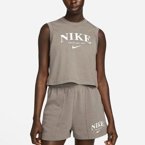 Nike women's fleece shorts & tank
